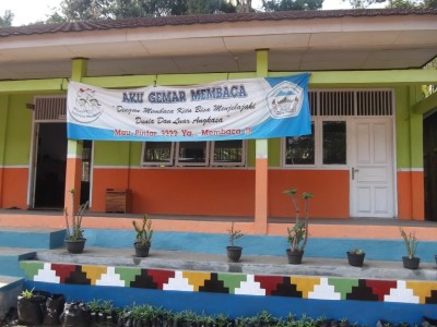 PERPUSTAKAAN SEKOLAH