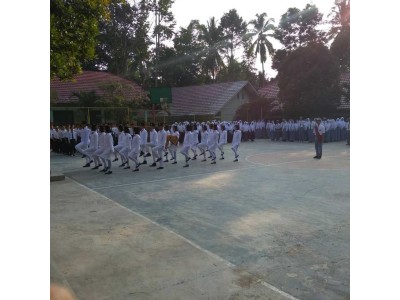 KEGIATAN UPACARA BENDERA