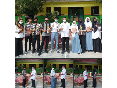 Pembagian Hadiah Class Meeting Semester Genap 2021/2022