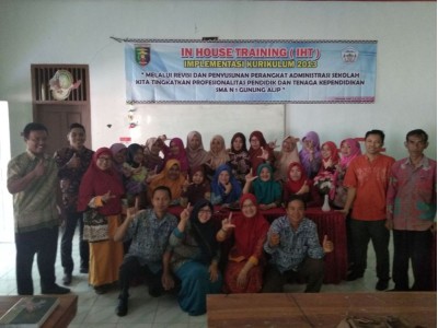 IHT SEKOLAH